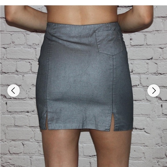 Versace Skirt Size 28 - Picture 3 of 9